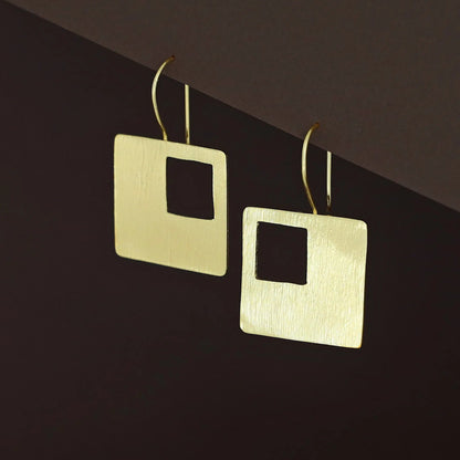 Golden Square Drop