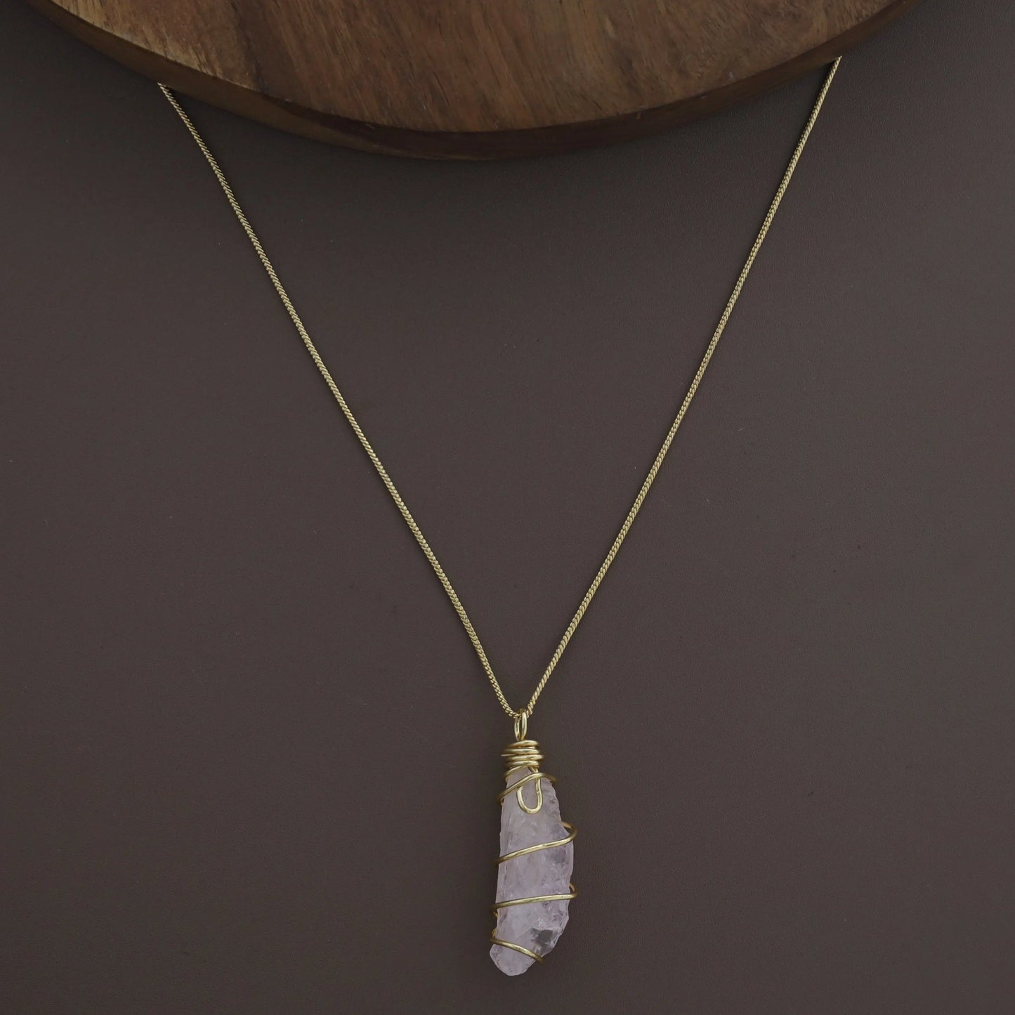 Binded Dyed Stone Neckpiece