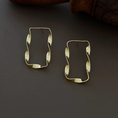 Golden Twisted Rectangle Earring